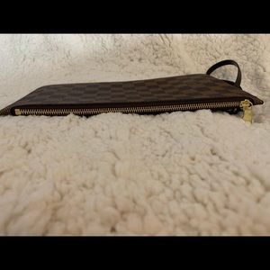 Brand new Neverfull mm/gm pouch